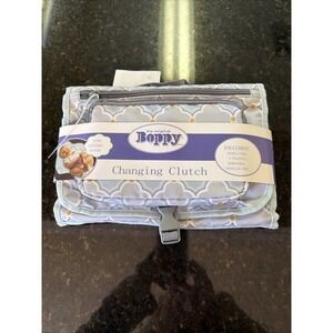 Boppy Changing Clutch NEW Gray Infant Baby Travel Diaper Wipe Case‎ Changing Pad